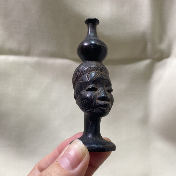 Various Antique Hand-carved African Makonde Chess Pieces (13 pieces total) - Picture 7 of 14